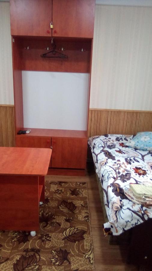 1-Я Слободская, 17А, Угол Проспекта Центрального, 3 Дивана, Wi-Fi, Отдельный Вход. 尼古拉耶夫 外观 照片