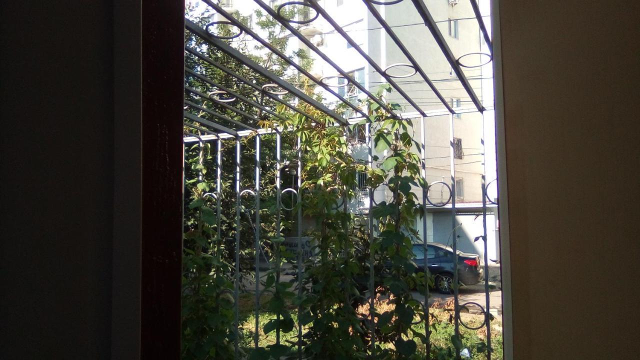 1-Я Слободская, 17А, Угол Проспекта Центрального, 3 Дивана, Wi-Fi, Отдельный Вход. 尼古拉耶夫 外观 照片