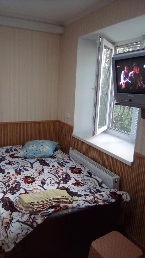 1-Я Слободская, 17А, Угол Проспекта Центрального, 3 Дивана, Wi-Fi, Отдельный Вход. 尼古拉耶夫 外观 照片