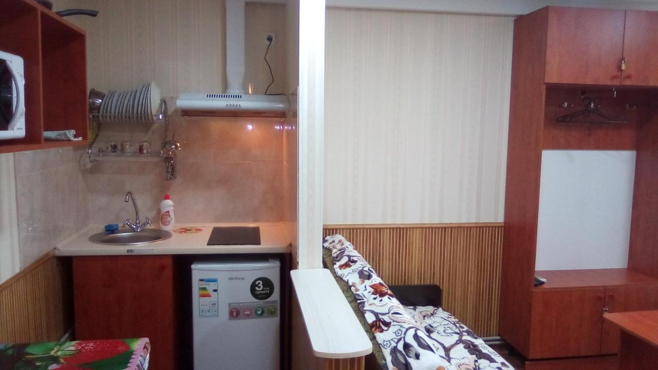 1-Я Слободская, 17А, Угол Проспекта Центрального, 3 Дивана, Wi-Fi, Отдельный Вход. 尼古拉耶夫 外观 照片