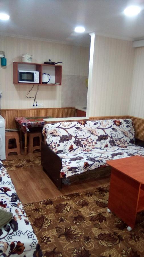 1-Я Слободская, 17А, Угол Проспекта Центрального, 3 Дивана, Wi-Fi, Отдельный Вход. 尼古拉耶夫 外观 照片