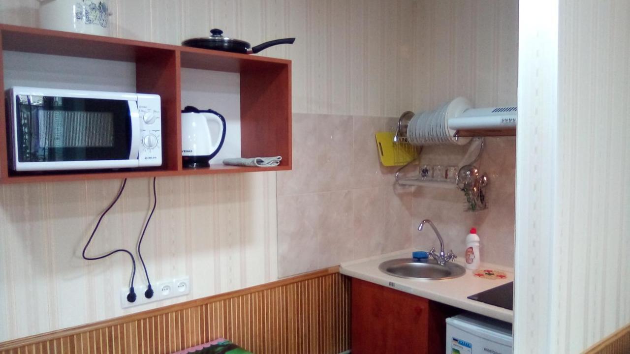 1-Я Слободская, 17А, Угол Проспекта Центрального, 3 Дивана, Wi-Fi, Отдельный Вход. 尼古拉耶夫 外观 照片